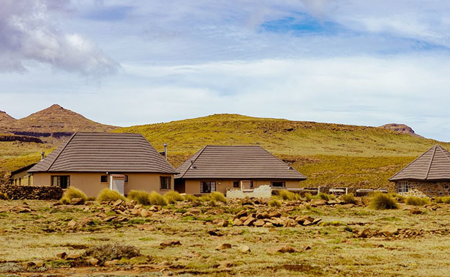 Sani Mountain Escape