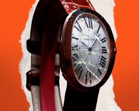 Cracked cartier
