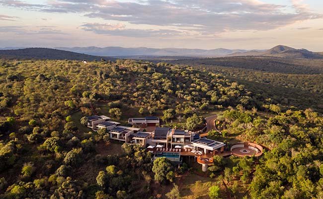 Thanda Royal Residences in the rolling hills of Zululand. Ownership by invitation only. Supplied by Forbes Global Properties